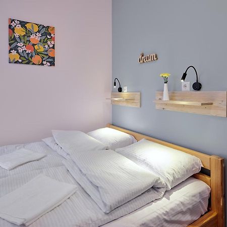 Dream Hostel Khmelnytskyi Bagian luar foto