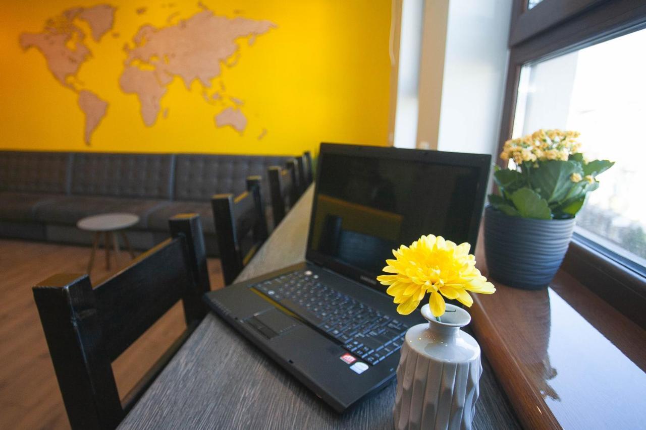 Dream Hostel Khmelnytskyi Bagian luar foto