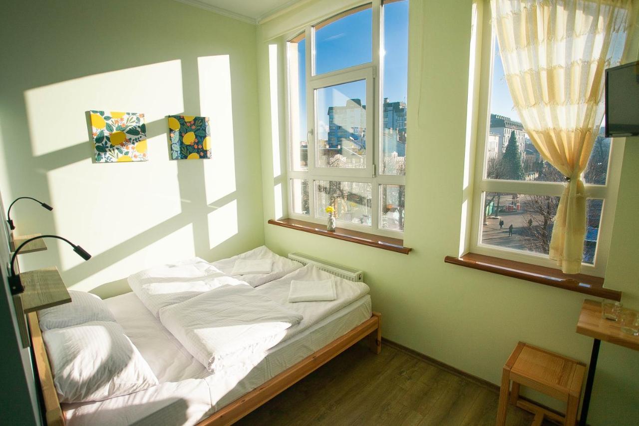 Dream Hostel Khmelnytskyi Bagian luar foto