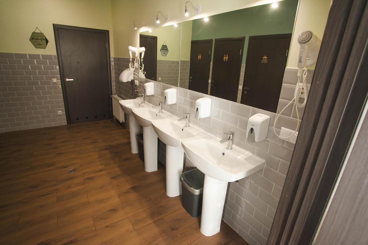 Dream Hostel Khmelnytskyi Bagian luar foto
