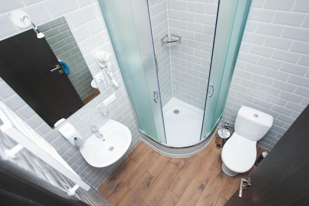 Dream Hostel Khmelnytskyi Bagian luar foto