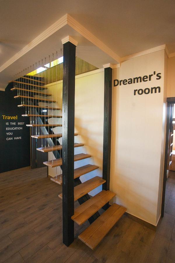 Dream Hostel Khmelnytskyi Bagian luar foto